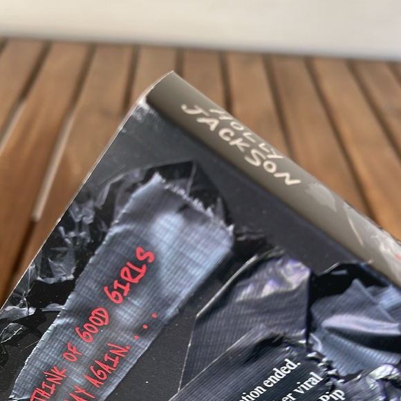 As Good as Dead by Holly Jackson - Picture 3 of 5